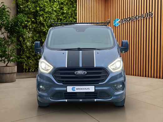 Ford Transit Custom 320 2.0 TDCI L2H1 Sport 185PK | Vloer + Wandbekleding | Trekhaak | Stoelverwarming | Xenon | 17'' ActivLease financial lease