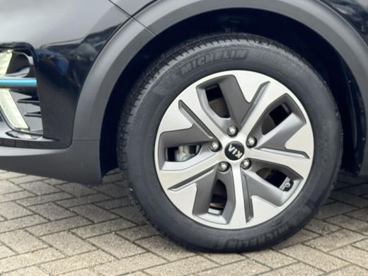 Kia e-Niro ExecutiveLine 64 kWh NL-AUTO | 3PHASE | LEDER ActivLease financial lease