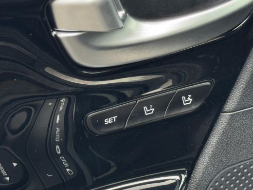 Kia e-Niro ExecutiveLine 64 kWh NL-AUTO | 3PHASE | LEDER ActivLease financial lease