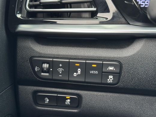 Kia e-Niro ExecutiveLine 64 kWh NL-AUTO | 3PHASE | LEDER ActivLease financial lease