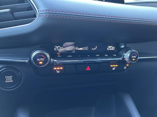 Mazda 3 2.5 e-SkyActiv-G M Hybrid 140 Homura ActivLease financial lease