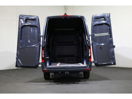 Mercedes-Benz Sprinter 319 CDI L2 H2 Automaat Navigatie Leer 360 Camera 3.5T Trekhaak ActivLease financial lease