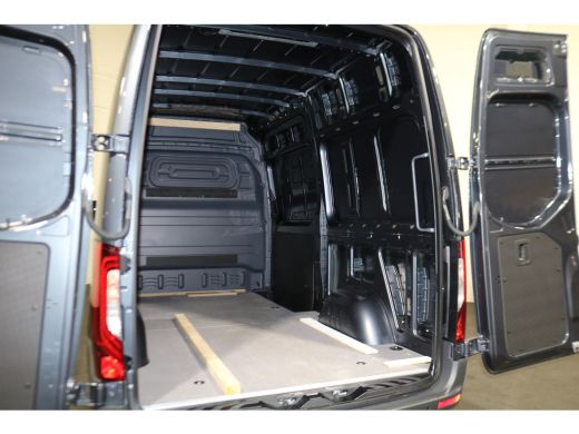 Mercedes-Benz Sprinter 319 CDI L2 H2 Automaat Navigatie Leer 360 Camera 3.5T Trekhaak ActivLease financial lease