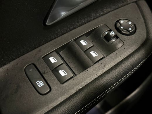 Opel Mokka-e GS 54 kWh Navigatie | Climate | Stoel+Stuurverwarming | Carplay/Android Auto | ActivLease financial lease