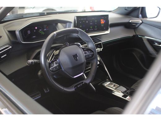 Peugeot 2008 1.2 Turbo 130-PK GT | Achteruitrijcamera | Actieve noodgeval assistent | Alcantara bekleding ActivLease financial lease