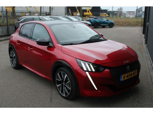 Peugeot 208 1.2 PureTech GT-Line | Automaat | Navigatie | Camera | Panoramadak | Full LED | Trekhaak | 25.000... ActivLease financial lease