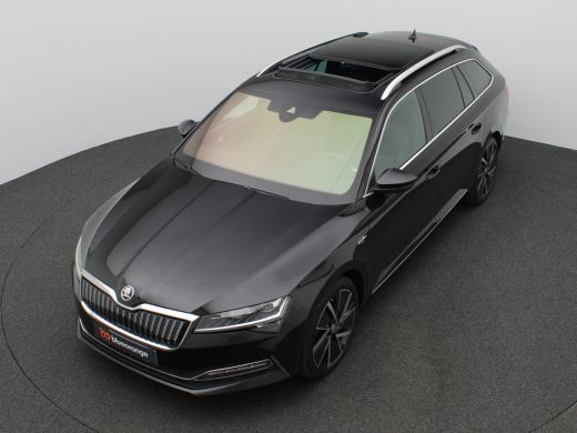 Skoda Superb Combi 1.4 TSI iV Laurin & Klement 218PK Pano-Schuifdak, Trekhaak, 360gr. Camera, 19" LM Velgen, S... ActivLease financial lease