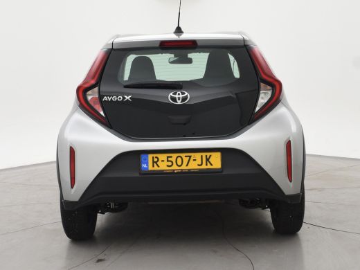 Toyota Aygo 1.0 VVT-i MT PLAY + ADAPTIVE CRUISE | APPLE CARPLAY / ANDROID AUTO | CAMERA | DAB+ ActivLease financial lease