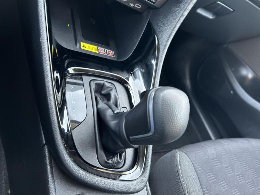 Toyota Yaris 1.5 Hybrid 115 Dynamic (Comfort Pack) ActivLease financial lease