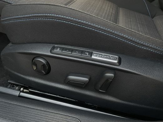 Volkswagen Passat Variant 1.4 TSI PHEV GTE Business | Elek Trekhaak | Virtual | LED | Camera | Carplay | Memory | Navi ActivLease financial lease