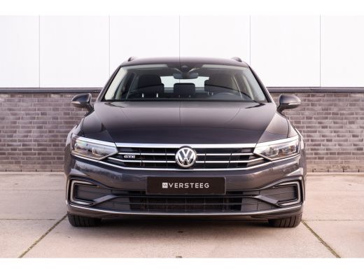 Volkswagen Passat Variant 1.4 TSI PHEV GTE Business | Elek Trekhaak | Virtual | LED | Camera | Carplay | Memory | Navi ActivLease financial lease