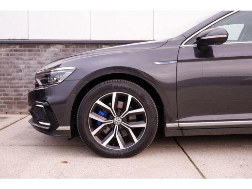 Volkswagen Passat Variant 1.4 TSI PHEV GTE Business | Elek Trekhaak | Virtual | LED | Camera | Carplay | Memory | Navi ActivLease financial lease