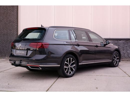 Volkswagen Passat Variant 1.4 TSI PHEV GTE Business | Elek Trekhaak | Virtual | LED | Camera | Carplay | Memory | Navi ActivLease financial lease