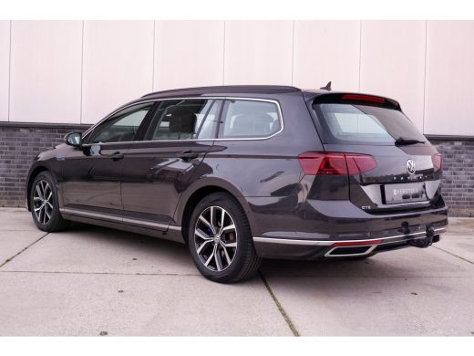 Volkswagen Passat Variant 1.4 TSI PHEV GTE Business | Elek Trekhaak | Virtual | LED | Camera | Carplay | Memory | Navi ActivLease financial lease