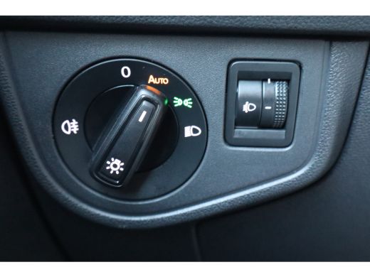 Volkswagen Polo 1.0 TSI Life Edition 95PK | Achteruitrijcamera | Cruise control adaptief | Draadloze telefoonlader ActivLease financial lease