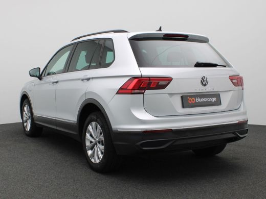 Volkswagen Tiguan 1.4 TSI eHybrid Life 245PK DSG SOH 90%, PDC Voor en Achter, Navi via Apple Carplay/Android Auto, ... ActivLease financial lease