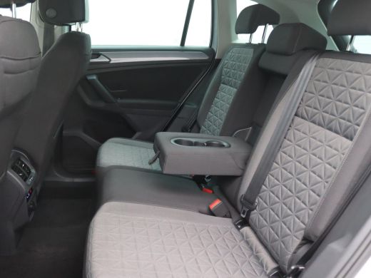 Volkswagen Tiguan 1.4 TSI eHybrid Life 245PK DSG SOH 90%, PDC Voor en Achter, Navi via Apple Carplay/Android Auto, ... ActivLease financial lease