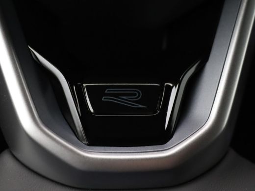 Volkswagen Tiguan 1.5 eHybrid R-Line Edition 272PK DSG Pano-Schuifdak, 20" LM Velgen, Trekhaak, Black Style, Navi v... ActivLease financial lease