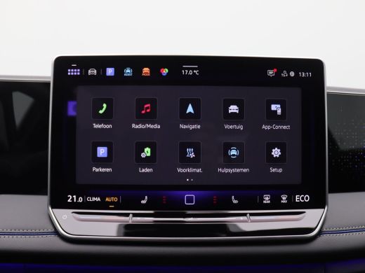 Volkswagen Tiguan 1.5 eHybrid R-Line Edition 272PK DSG Pano-Schuifdak, 20" LM Velgen, Trekhaak, Black Style, Navi v... ActivLease financial lease