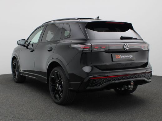 Volkswagen Tiguan 1.5 eHybrid R-Line Edition 272PK DSG Pano-Schuifdak, 20" LM Velgen, Trekhaak, Black Style, Navi v... ActivLease financial lease