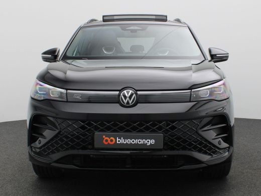 Volkswagen Tiguan 1.5 eHybrid R-Line Edition 272PK DSG Pano-Schuifdak, 20" LM Velgen, Trekhaak, Black Style, Navi v... ActivLease financial lease
