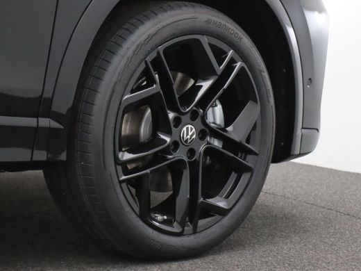 Volkswagen Tiguan 1.5 eHybrid R-Line Edition 272PK DSG Pano-Schuifdak, 20" LM Velgen, Trekhaak, Black Style, Navi v... ActivLease financial lease