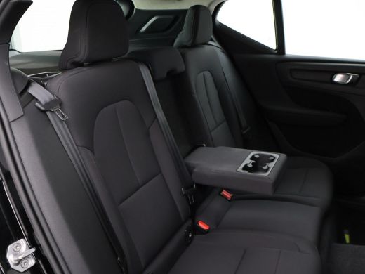 Volvo  XC40 1.5 T4 RECHARGE 211 PK PHEV ORIG. NL BTW | CAMERA | APPLE CARPLAY | 18 INCH | DAB ActivLease financial lease