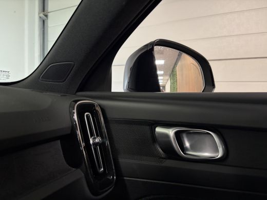 Volvo  XC40 Recharge Plus 70 kWh All Season Banden | Adaptieve Cruise Control | Stoel en Stuurwielverwarming ... ActivLease financial lease