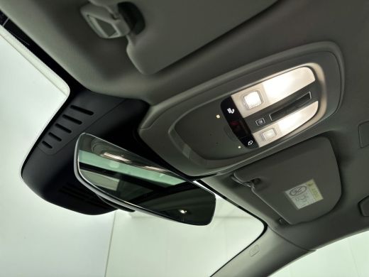 Volvo  XC60 NEW MODEL T6 Plug-in hybrid AWD Ultra Dark | Luchtvering | Trehaak | Panoramadak | 20 inch LM | P... ActivLease financial lease