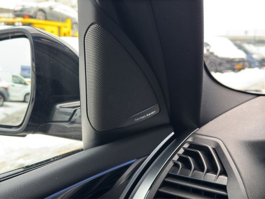 BMW X3 xDrive30e M-Sport Individual | Pano | 21 inch | H&K Audio | Org. NL ActivLease financial lease