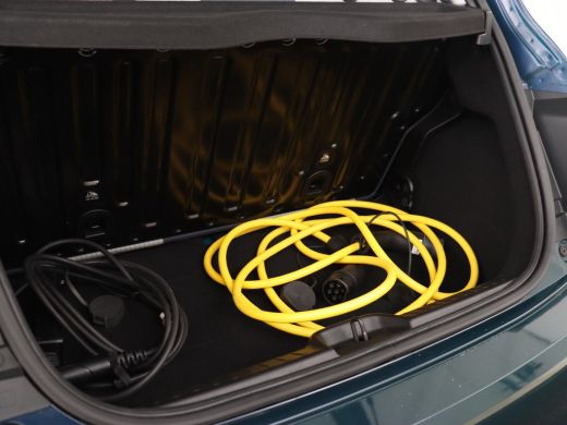 Fiat 500e Icon 42 kWh 3 Fase | Navigatie | Cruise control | Climate control | Carplay | Parkeerhulp | Bluet... ActivLease financial lease