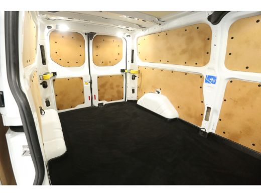 Ford Transit Custom 2.0 TDCI 170PK L2H1 | Euro6 | Aut. | Airco | Cruise | 3-Zits | Trekh. | Camera | Carplay | Stoelv... ActivLease financial lease