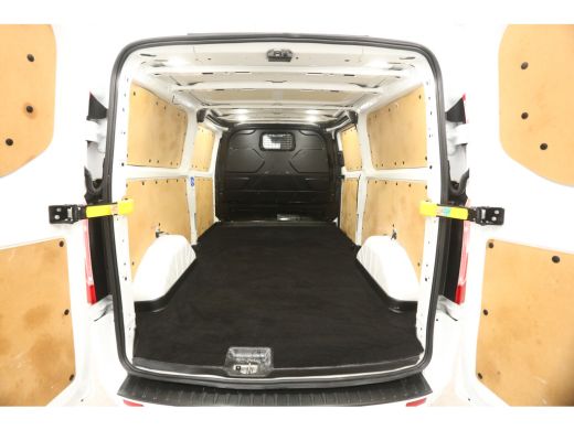Ford Transit Custom 2.0 TDCI 170PK L2H1 | Euro6 | Aut. | Airco | Cruise | 3-Zits | Trekh. | Camera | Carplay | Stoelv... ActivLease financial lease