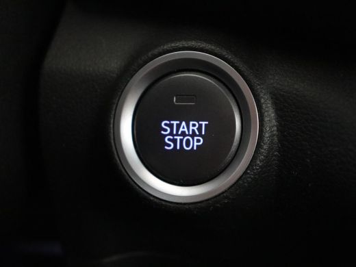 Hyundai Kona EV Business 64 kWh | 3-Fase | Stoelverwarming | Climate control | Adaptive cruise control | Camer... ActivLease financial lease