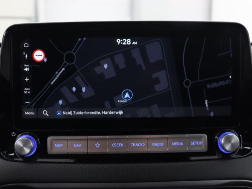 Hyundai Kona EV Business 64 kWh | 3-Fase | Stoelverwarming | Climate control | Adaptive cruise control | Camer... ActivLease financial lease