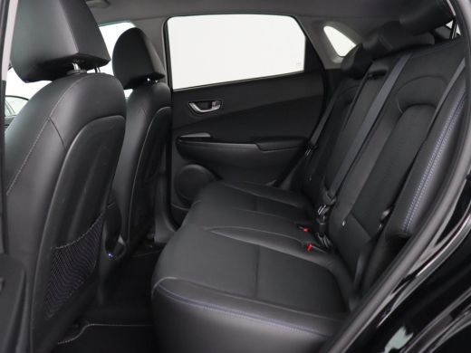 Hyundai Kona EV Business 64 kWh | 3-Fase | Stoelverwarming | Climate control | Adaptive cruise control | Camer... ActivLease financial lease
