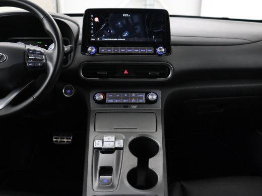 Hyundai Kona EV Business 64 kWh | 3-Fase | Stoelverwarming | Climate control | Adaptive cruise control | Camer... ActivLease financial lease