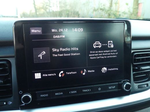 Kia Stonic 1.0 T-GDi 100PK MHEV DynamicLine | CAMERA | DAB | APPLE CARPLAY/ANDROID AUTO | ActivLease financial lease