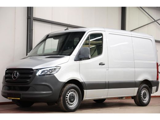 Mercedes-Benz Sprinter 317 1.9 CDI L1H1 170PK 2000KG TREKVERMOGEN