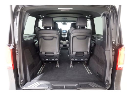 Mercedes-Benz V-Klasse 300d 4-MATIC Lang Edition AMG Personenbus INCL. BTW/BPM 09-2021 ActivLease financial lease