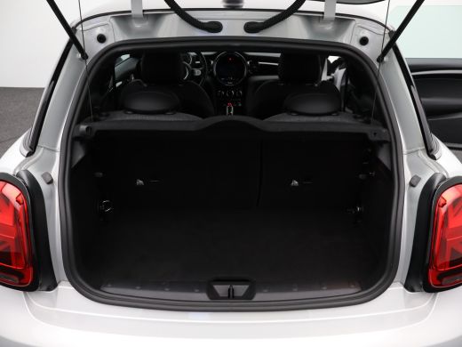 Mini Cooper 1.5 Cooper Business Edition | Airco | Airco (automatisch) | Apple Carplay/Android Auto|telefoonin... ActivLease financial lease