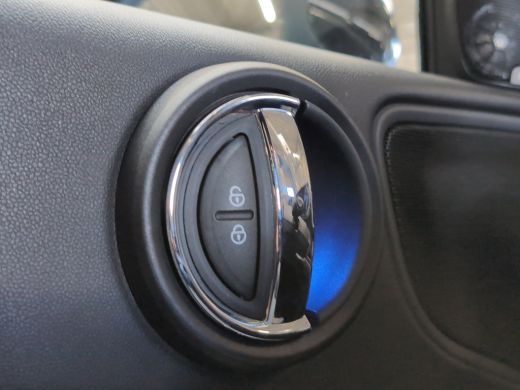 Mini Countryman 1.5 Cooper Chili | Pano | Trekhaak | Org. NL | H&K Audio | Camera | Head-Up | | Achteruitrijcamer... ActivLease financial lease