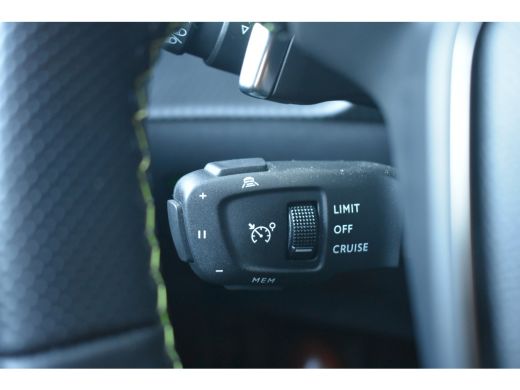 Peugeot 2008 1.2 Hybrid GT 145pk | Drive Assist Pack | Vision Pack | Dodehoek-Detectie | Adaptive Cruise | Cli... ActivLease financial lease