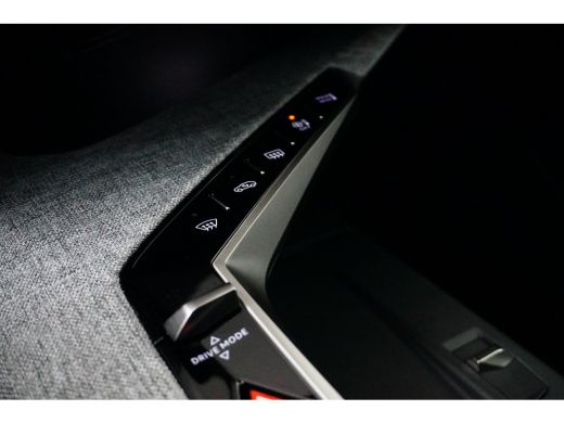 Peugeot 5008 1.2 Hybrid 145 GT | 2 stoelen op derde rij | Achterbank in delen neerklapbaar | Achteruitrijcamera ActivLease financial lease