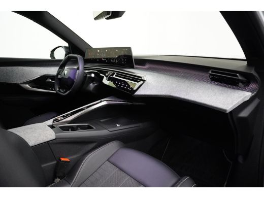 Peugeot 5008 1.2 Hybrid 145 GT | 2 stoelen op derde rij | Achterbank in delen neerklapbaar | Achteruitrijcamera ActivLease financial lease