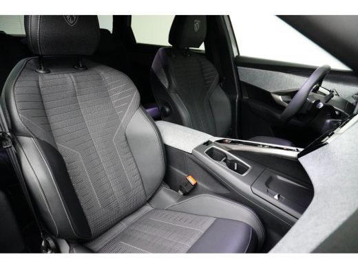 Peugeot 5008 1.2 Hybrid 145 GT | 2 stoelen op derde rij | Achterbank in delen neerklapbaar | Achteruitrijcamera ActivLease financial lease