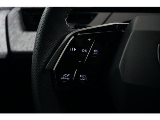 Peugeot 5008 1.2 Hybrid 145 GT | 2 stoelen op derde rij | Achterbank in delen neerklapbaar | Achteruitrijcamera ActivLease financial lease