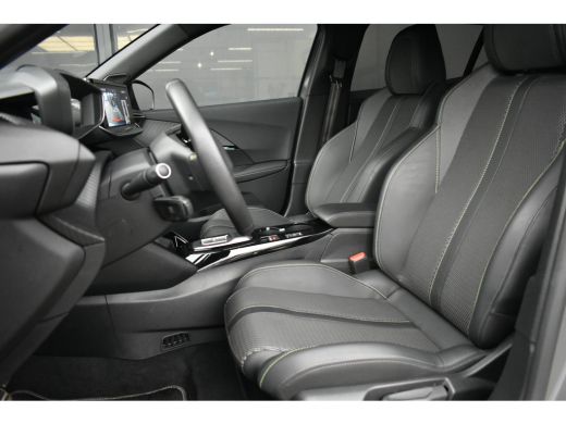 Peugeot e-2008 EV GT 54 kWh 3 Fase 156pk 97%SOH | Drive Assist Plus Pack | Adaptive Cruise | Navigatie 3D | Full... ActivLease financial lease