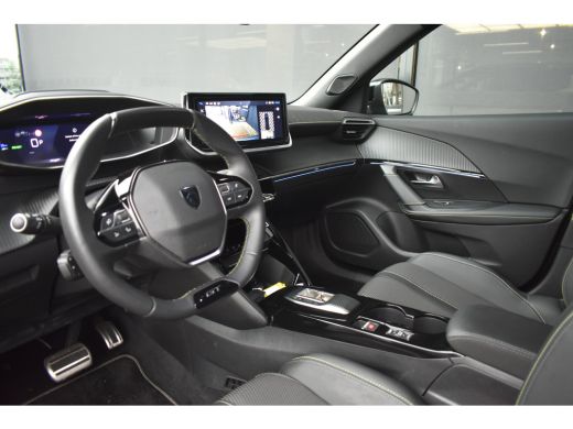 Peugeot e-2008 EV GT 54 kWh 3 Fase 156pk 97%SOH | Drive Assist Plus Pack | Adaptive Cruise | Navigatie 3D | Full... ActivLease financial lease