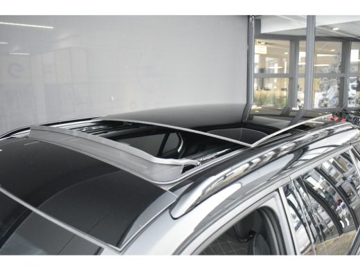 Peugeot e-2008 EV GT Pack 50 kWh 3 Fase 93%SOH | Schuif-/Kanteldak | Adaptive Cruise | Dodehoek-Detectie | Alcan... ActivLease financial lease